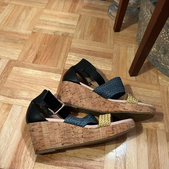 Women’s Aqua and yellow braided with black ankle strap enclosed cork 2 1/2 heel - Picture 4 of 12